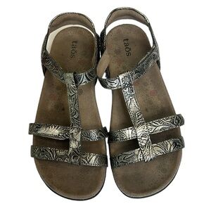 Taos Trophy Leather‎ Sandals Floral in Pewter Casual Outdoors Dressy Beauty 6
